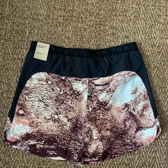 Nike Trail Shorts 6 Brief Lined Running Athletic Men’s Size Large HV2162-133